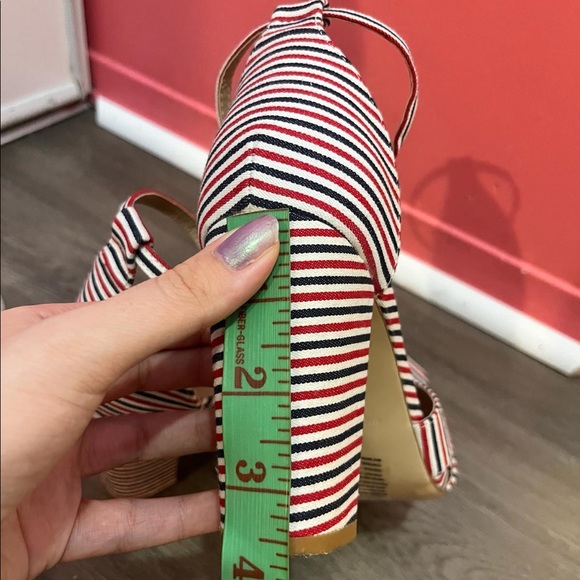 AVON Cushion Walk Striped Platform Heels - Picture 4 of 6